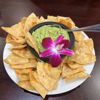 Mas Fuego - Signature Guacamole & Chips - Mexican Near Me - Fremont, California Mas Fuego - Signature Guacamole & Chips - Mexican Near Me - Fremont, California