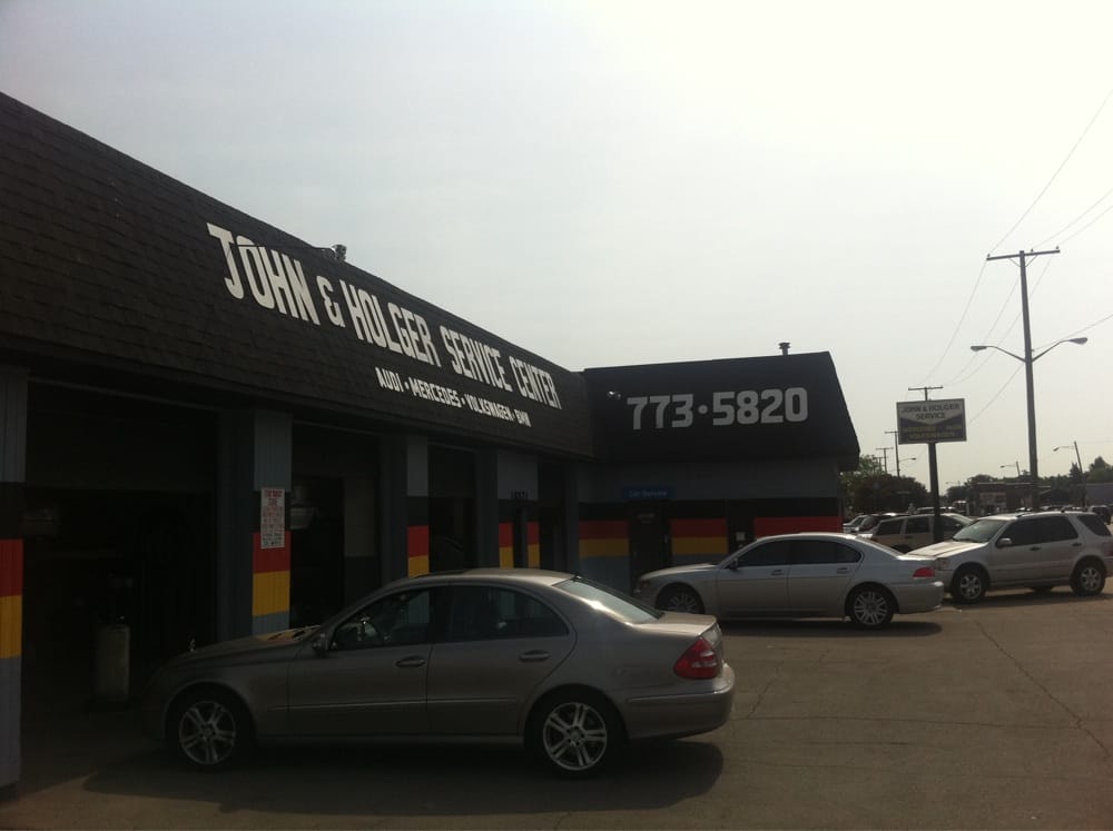 John & Holger Service Center