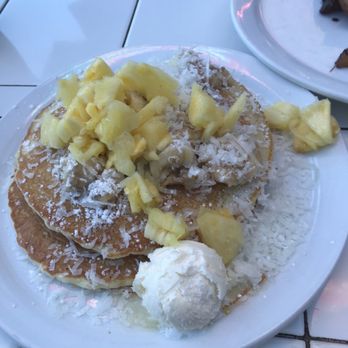 Kihei Caffe - Pancakes - Hawaiian Near Me - Kihei, Hawaii