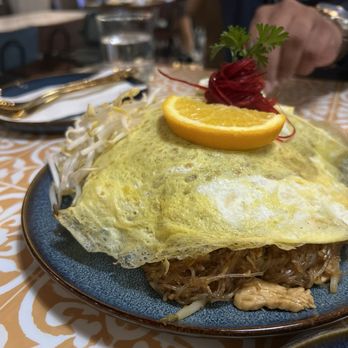 Chiang Rai Thai Kitchen and Bar - Famous pad thai - Thai Near Me - Markham, Ontario Chiang Rai Thai Kitchen and Bar - Famous pad thai - Thai Near Me - Markham, Ontario