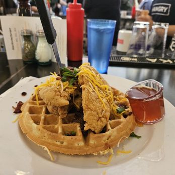 Hen House Eatery - Southern Chicken & Waffles - Breakfast & Brunch Near Me - Minneapolis, Minnesota Hen House Eatery - Southern Chicken & Waffles - Breakfast & Brunch Near Me - Minneapolis, Minnesota