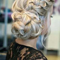 Dejavu Hair & Nail Studio