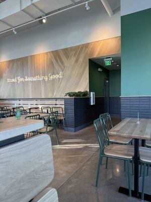 Shake Shack Reeds Crossing by null