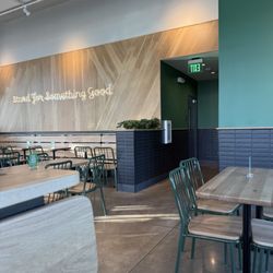 Shake Shack - Indoor seating
