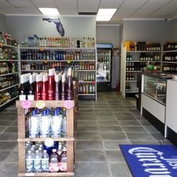 Feather Sound Liquors