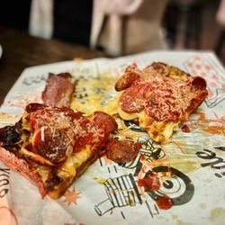 Woods Lowside - Pepperoni pizza