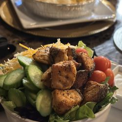 Truth Lounge & Bistro - Salmon bites salad.