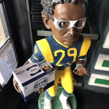 Morrison - Eric Dickerson Bobblehead at entrance - Gastropubs Near Me - Los Angeles, California Morrison - Eric Dickerson Bobblehead at entrance - Gastropubs Near Me - Los Angeles, California