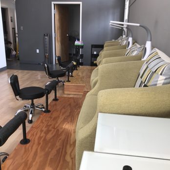 Alameda Nailbar - Nail Salons Near Me - Alameda, California