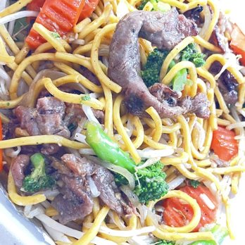 Tealeaf Cafe - BBQ Pork chow mein - Bubble Tea Near Me - Reno, Nevada