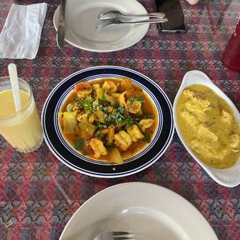 Himalayan Pun Hill - Mango Lassi, Shrimp Pun Hill, chicken masala. - Indian Near Me - Montrose, Colorado