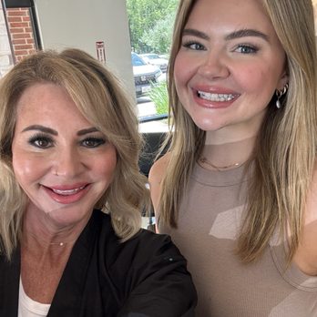 Salon Bugatti - Maddison ;) the tall Gorgeous one lol she is an amazing colorist! - Hair Salons Near Me - The Woodlands, Texas Salon Bugatti - Maddison ;) the tall Gorgeous one lol she is an amazing colorist! - Hair Salons Near Me - The Woodlands, Texas