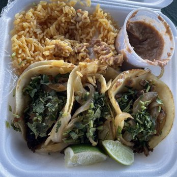 La Mexicana Restaurante - Steak taco dinner - Mexican Near Me - Indiantown, Florida La Mexicana Restaurante - Steak taco dinner - Mexican Near Me - Indiantown, Florida