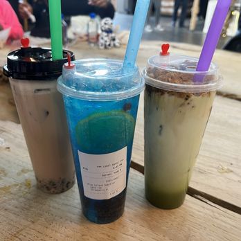 Unbelibubble - Golden Matcha and Blue Island Sparkler Boba - Bubble Tea Near Me - Atlanta, Georgia Unbelibubble - Golden Matcha and Blue Island Sparkler Boba - Bubble Tea Near Me - Atlanta, Georgia