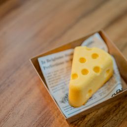 "Cheese"cake. "Cheese"cake.