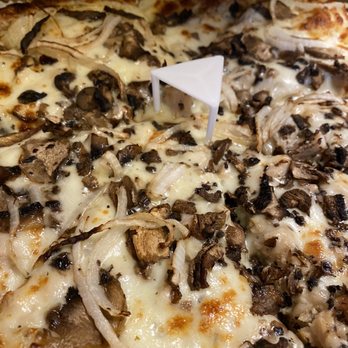 Old Town Pizza - Choo Choo Chicken Pizza - Pizza Near Me - Lincoln, California Old Town Pizza - Choo Choo Chicken Pizza - Pizza Near Me - Lincoln, California