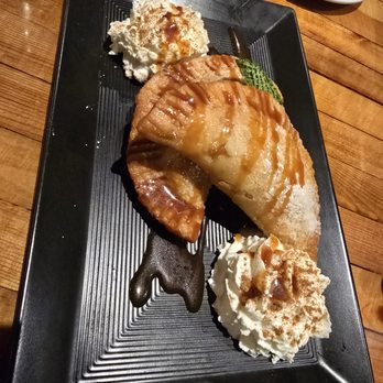 Fahrenheit 132 - Dessert Apple Empanadas - Steakhouses Near Me - Fredericksburg, Virginia