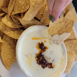 Restaurante El Mariachi - Queso & Chips