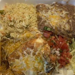 Chile Relleno Y Enchilado De Queso / Stuffed Chili and Cheese Enchilado