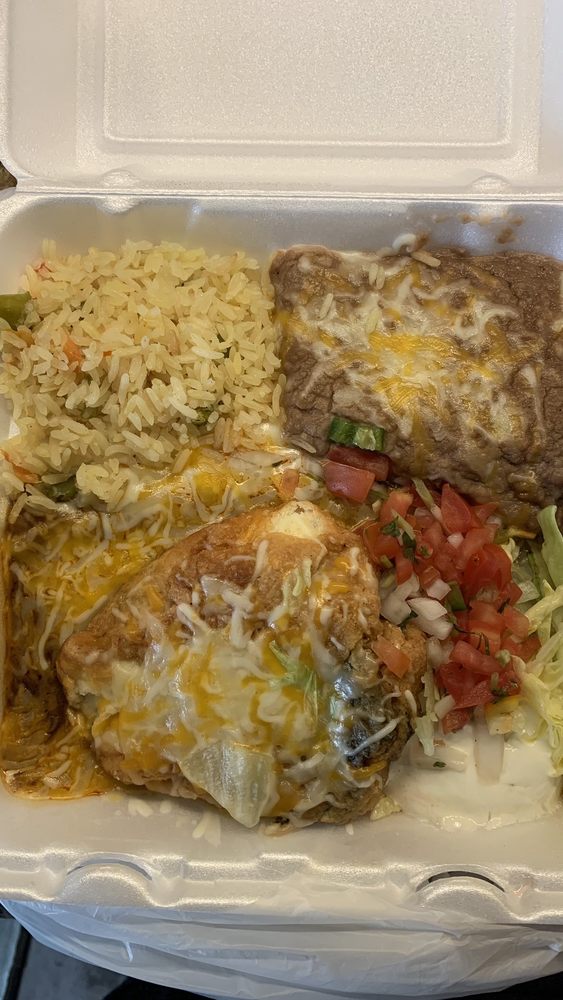 Macho's Taco Shop