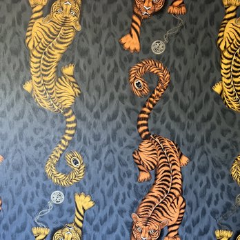 Wallpaper Hanging By Alex - Closeup of bedroom wallpaper - Wallpapering Near Me Wallpaper Hanging By Alex - Closeup of bedroom wallpaper - Wallpapering Near Me