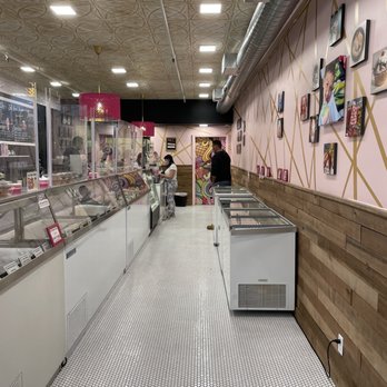 Ice Cream Social - Cute aesthetic - Ice Cream & Frozen Yogurt Near Me - Commack, New York