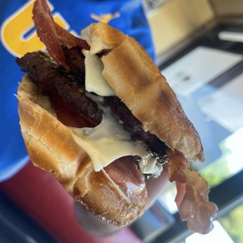 Hardee's - Fast Food Near Me - Dublin, Virginia
