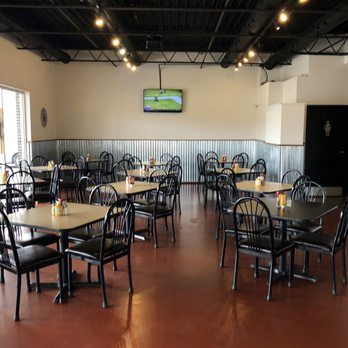 Burger State - Dining Area - Burgers Near Me - Kansas City, Missouri