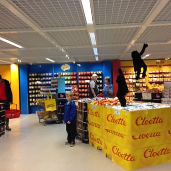 Cloettas Outlet butik - Restaurants Near Me - Ljungsbro, E Cloettas Outlet butik - Restaurants Near Me - Ljungsbro, E