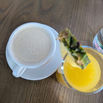 Bloom Room Social | Best Brunch in Suwanee, GA - Chai tea latte and pineapple juice - Breakfast & Brunch Near Me - Suwanee, Georgia
