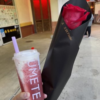 Ume Tea - Strawberry Green Tea Slush with Cheese Top and Green Tea jelly - Bubble Tea Near Me - Milpitas, California Ume Tea - Strawberry Green Tea Slush with Cheese Top and Green Tea jelly - Bubble Tea Near Me - Milpitas, California