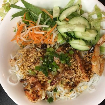 Saigon Restaurant - Shrimp noodle bowl - Vietnamese Near Me - Tinley Park, Illinois Saigon Restaurant - Shrimp noodle bowl - Vietnamese Near Me - Tinley Park, Illinois