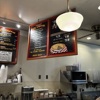 Black Cow Cafe - Ice Cream & Frozen Yogurt Near Me - Sedona, Arizona Black Cow Cafe - Ice Cream & Frozen Yogurt Near Me - Sedona, Arizona