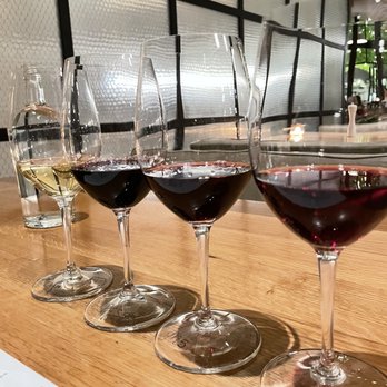Sixty Vines - New American Near Me - Dallas, Texas