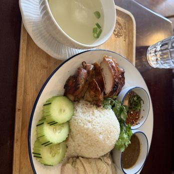 Aroy Mak Thai Food - Thai Near Me - Seattle, Washington Aroy Mak Thai Food - Thai Near Me - Seattle, Washington