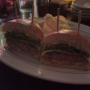il Bracco - cheeseburger - Italian Near Me - Dallas, Texas il Bracco - cheeseburger - Italian Near Me - Dallas, Texas