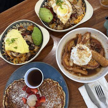 Heirloom Kitchen - Burgers Near Me - Stockton, California