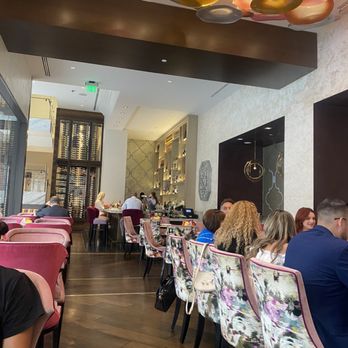 Bloom & Bee - New American Near Me - Houston, Texas