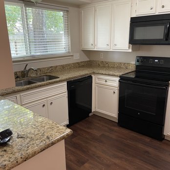 Squeaky Steam - Kitchen Area - Home Cleaning Near Me - Houston, Texas Squeaky Steam - Kitchen Area - Home Cleaning Near Me - Houston, Texas