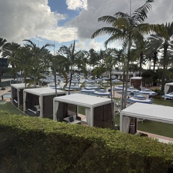 Fontainebleau Miami Beach - Pool - Hotels Near Me - Miami Beach, Florida Fontainebleau Miami Beach - Pool - Hotels Near Me - Miami Beach, Florida