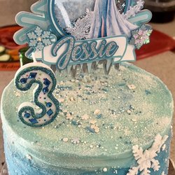 Parks Pastries - Neapolitan cake with a frozen theme