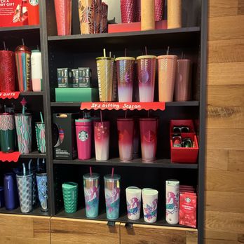 Starbucks - Coffee & Tea Near Me - Camarillo, California