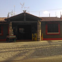 La Finca de Adobe - Fachada