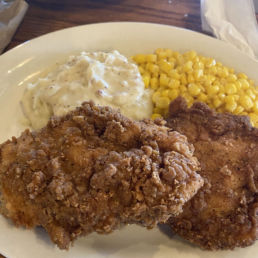 Cracker Barrel Old Country Store - Homestyle chicken breast - American Near Me - Bloomington, Illinois Cracker Barrel Old Country Store - Homestyle chicken breast - American Near Me - Bloomington, Illinois