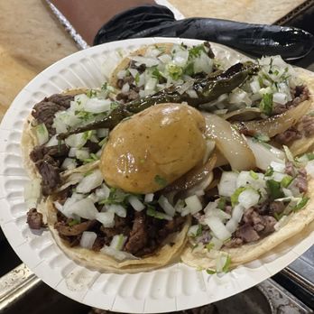 Ave 26 Tacos - Asada, Al Pastor, Suadero tacos. Very bland. - Tacos Near Me - Los Angeles, California