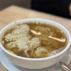 Tasty Spot Cafe - Wonton noodle soup