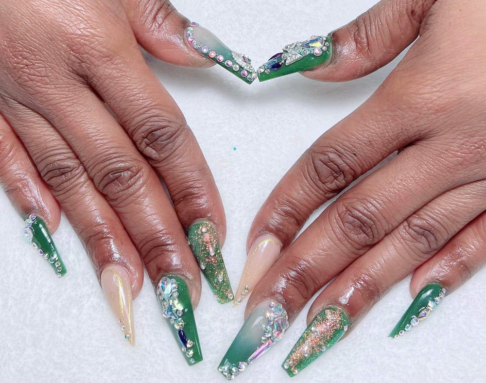 LA NAILS Updated September 2024 11 Photos & 10 Reviews 3613