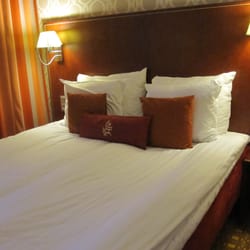 Atlas - cosy bed with nice mattress