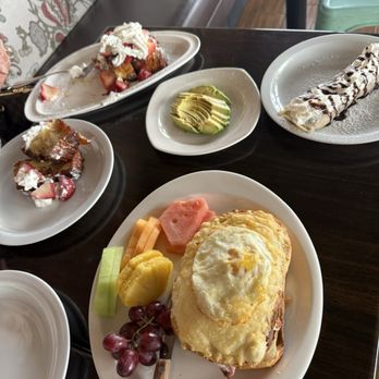 Cafe Le Reve - Breakfast & Brunch Near Me - Riverside, California Cafe Le Reve - Breakfast & Brunch Near Me - Riverside, California
