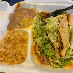 Raliberto's Taco Shop - Crispy taco, cheese enchilada w/rice & beans.